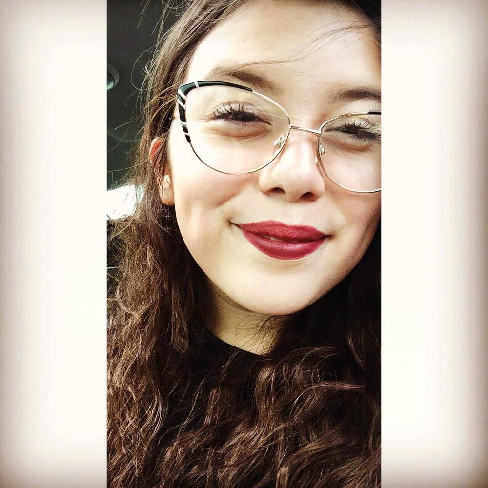 Meet your Posher, Jazmine
